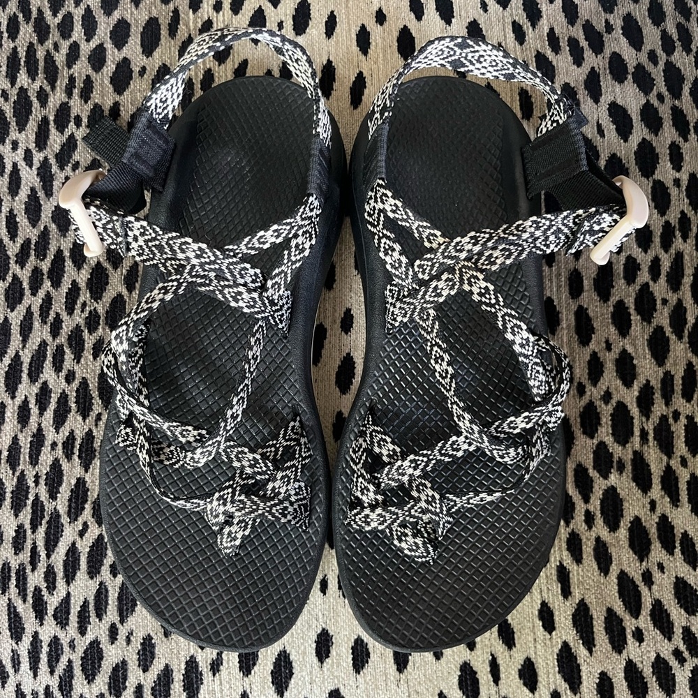 Chaco Women’s Z Cloud X2 Sandals Black and Angora
